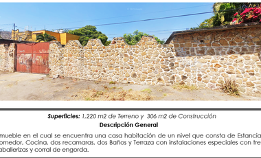 SE VENDE CASA CON TERRENO GRANDE