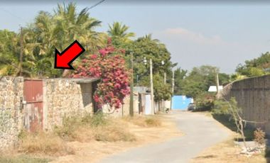 SE VENDE CASA CON TERRENO GRANDE