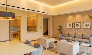 RESIDENCIA EN VENTA DE 3 RECAMARAS CON ALBERCA PRIVADA Y VISTA AL CLUB DE GOLF