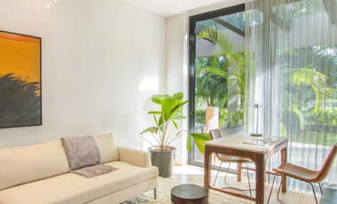 RESIDENCIA EN VENTA DE 3 RECAMARAS CON ALBERCA PRIVADA Y VISTA AL CLUB DE GOLF