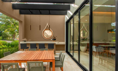 RESIDENCIA EN VENTA DE 3 RECAMARAS CON ALBERCA PRIVADA Y VISTA AL CLUB DE GOLF