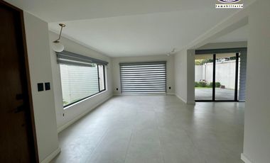 CASA EN RENTA, FRACC. SAN CARLOS, METEPEC