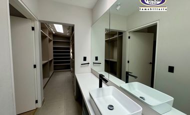 CASA EN RENTA, FRACC. SAN CARLOS, METEPEC