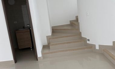 Local en arriendo en Maraya en área independiente