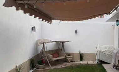 HERMOSA PROPIEDAD DE DOS NIVELES AMPLIOS ESPACIOS