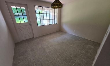 Hermosa Residencia 415 m2 de construcción y 648 m2 de Terreno Tipo Early American