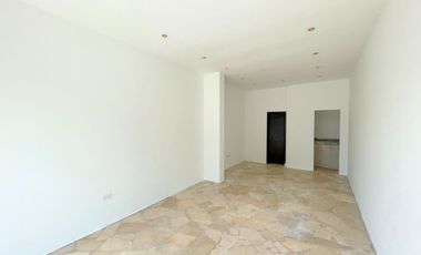 Local Comercial ubicado en Av. Plaza Dañin. Sector Albatros