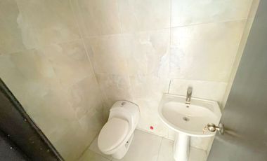 Local Comercial ubicado en Av. Plaza Dañin. Sector Albatros