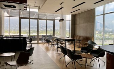 Venta de Oficinas en Torre VINTA, Zona Santa María