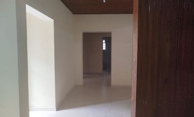 45893 Casa comercial en arriendo en el sector Bosques de Zuñiga
