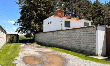 TERRENO EN VENTA EN PRIVADA, BARDEADO, A UNOS METROS DEL GARIS DE ALMOLOYA, CERCA DE AVENIDA.