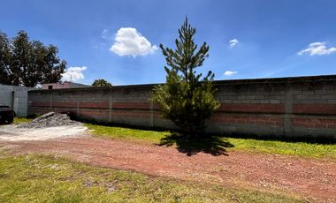 TERRENO EN VENTA EN PRIVADA, BARDEADO, A UNOS METROS DEL GARIS DE ALMOLOYA, CERCA DE AVENIDA.