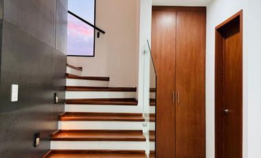 CASA EN VENTA EN PACHUCA EN FRACCIONAMIENTO BIEN UBICADO