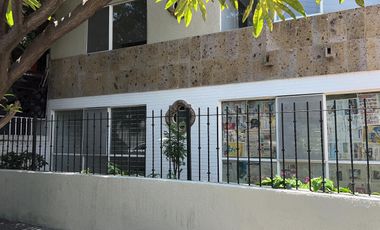 CASA EN VENTA EN CHAPALITA