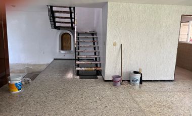 CASA EN VENTA EN CHAPALITA