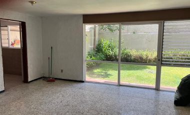 CASA EN VENTA EN CHAPALITA