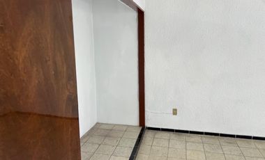 CASA EN VENTA EN CHAPALITA