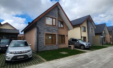CASA NUEVA MODELO E EN CONDOMINIO BRISAS DEL SOL, TALCAHUANO
