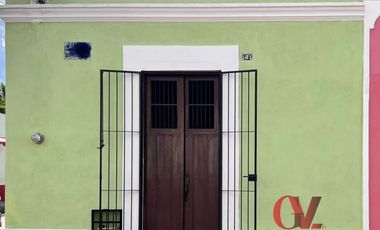 CASA EN ESQUINA RECIEN REMODELADA EN EL CENTRO DE MERIDA