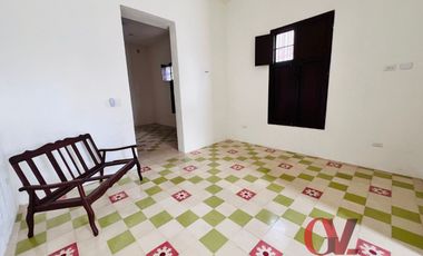 CASA EN ESQUINA RECIEN REMODELADA EN EL CENTRO DE MERIDA