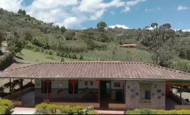 Vendo Hermosa Finca, variante Hipódromo Aeropuerto, POT, actividades turísticas, soporte Aeroportuario,