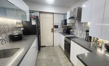 HERMOSO DEPARTAMENTO EN PRIMERO PISO ELEVADO, ZONA EXCLUSIVA DE SURCO