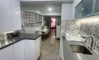 HERMOSO DEPARTAMENTO EN PRIMERO PISO ELEVADO, ZONA EXCLUSIVA DE SURCO