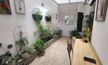 HERMOSO DEPARTAMENTO EN PRIMERO PISO ELEVADO, ZONA EXCLUSIVA DE SURCO