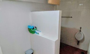 For sale: 2-storey house in Soi Pracha Uthit 33 for those looking for investment (facing west)