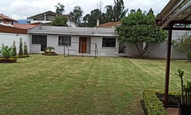 CASA DE LUJO EN LA EXCLUSIVA URB. SAN JOSE EN EL VALLE DE LOS CHILLOS