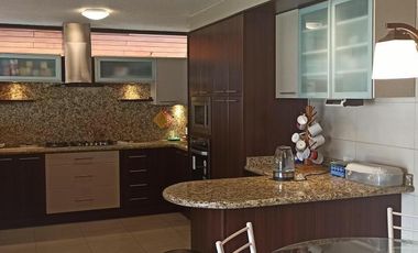 CASA DE LUJO EN LA EXCLUSIVA URB. SAN JOSE EN EL VALLE DE LOS CHILLOS