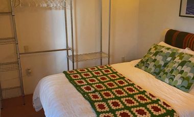 CUARTO  AMUEBLADO en hermosa  CHAPALITA  GDL SOLO CUARTO  BAÑO PRIVADO