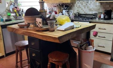 CUARTO  AMUEBLADO en hermosa  CHAPALITA  GDL SOLO CUARTO  BAÑO PRIVADO