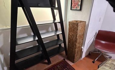 CUARTO  AMUEBLADO en hermosa  CHAPALITA  GDL SOLO CUARTO  BAÑO PRIVADO