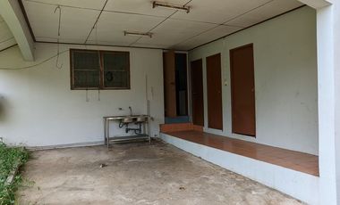Single house with 4 bedroom 3 bathroom about 250 sq m. with big balcony, maid quarter big garden with big garden partly furnished in Chuanchuen Parkvi
