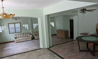Single house with 4 bedroom 3 bathroom about 250 sq m. with big balcony, maid quarter big garden with big garden partly furnished in Chuanchuen Parkvi