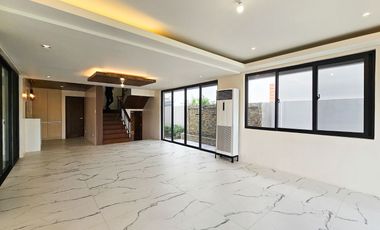 5BR MODERN SEMI FURNISHED SINGLE ATTACHED IN SUCAT PARAÑAQUE CITY