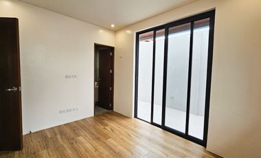 5BR MODERN SEMI FURNISHED SINGLE ATTACHED IN SUCAT PARAÑAQUE CITY