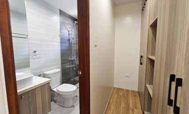 5BR MODERN SEMI FURNISHED SINGLE ATTACHED IN SUCAT PARAÑAQUE CITY