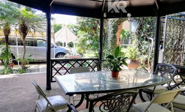 Casa a pie de calle que combina Elegancia y Confort