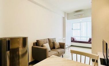 FURNISHED LENGKAP MEWAH! Apartemen 2BR Anderson Tower Surabaya Barat