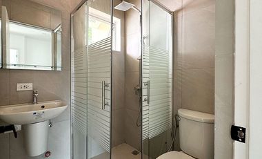 4 Bedroom House in Lahug Cebu For Sale in Hacienda Salinas Subdivision