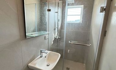 4 Bedroom House in Lahug Cebu For Sale in Hacienda Salinas Subdivision