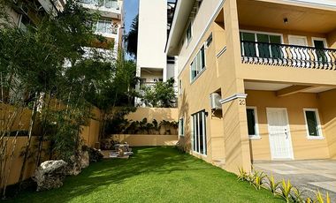 4 Bedroom House in Lahug Cebu For Sale in Hacienda Salinas Subdivision