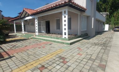 HERMOSA CASA CAMPESTRE