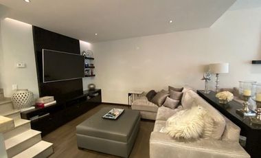 Casa en Venta en Los Angeles, Bosque Residencial, Valle Oriente