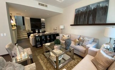 Casa en Venta en Los Angeles, Bosque Residencial, Valle Oriente