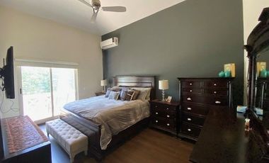 Casa en Venta en Los Angeles, Bosque Residencial, Valle Oriente