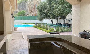 Casa en Venta en Los Angeles, Bosque Residencial, Valle Oriente