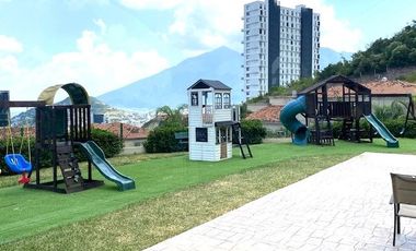 Casa en Venta en Los Angeles, Bosque Residencial, Valle Oriente